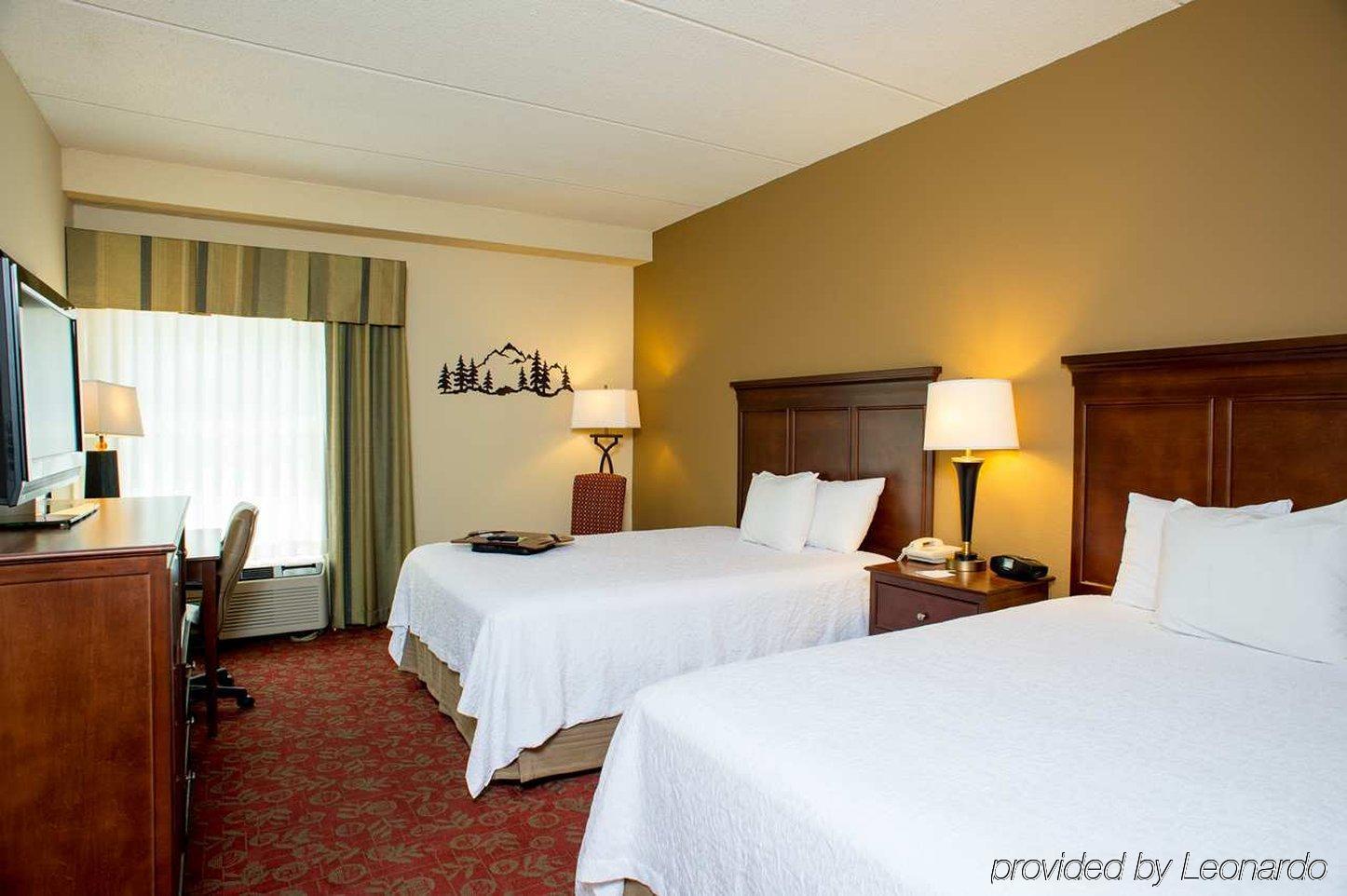 Hampton Inn & Suites Pigeon Forge On The Parkway Exterior foto