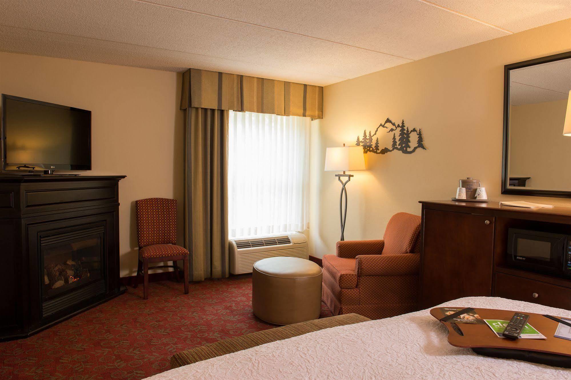 Hampton Inn & Suites Pigeon Forge On The Parkway Zimmer foto